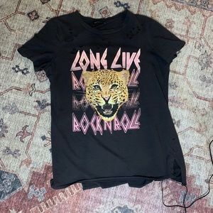 Graphic T